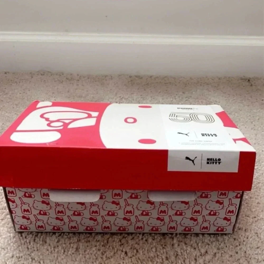 Puma Suede Classic X Hello Kitty NEW In box - Picture 4 of 5